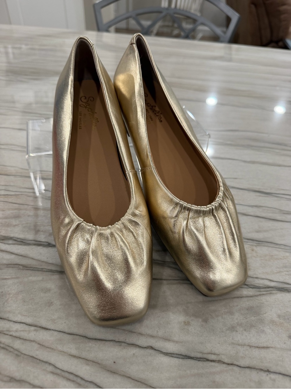 Seychelles Gold Metallic Leather Square Toe Ballet Flats Women’s Size 8